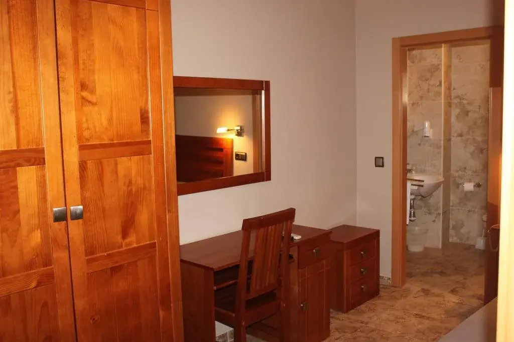 Hotel Peña Escrita