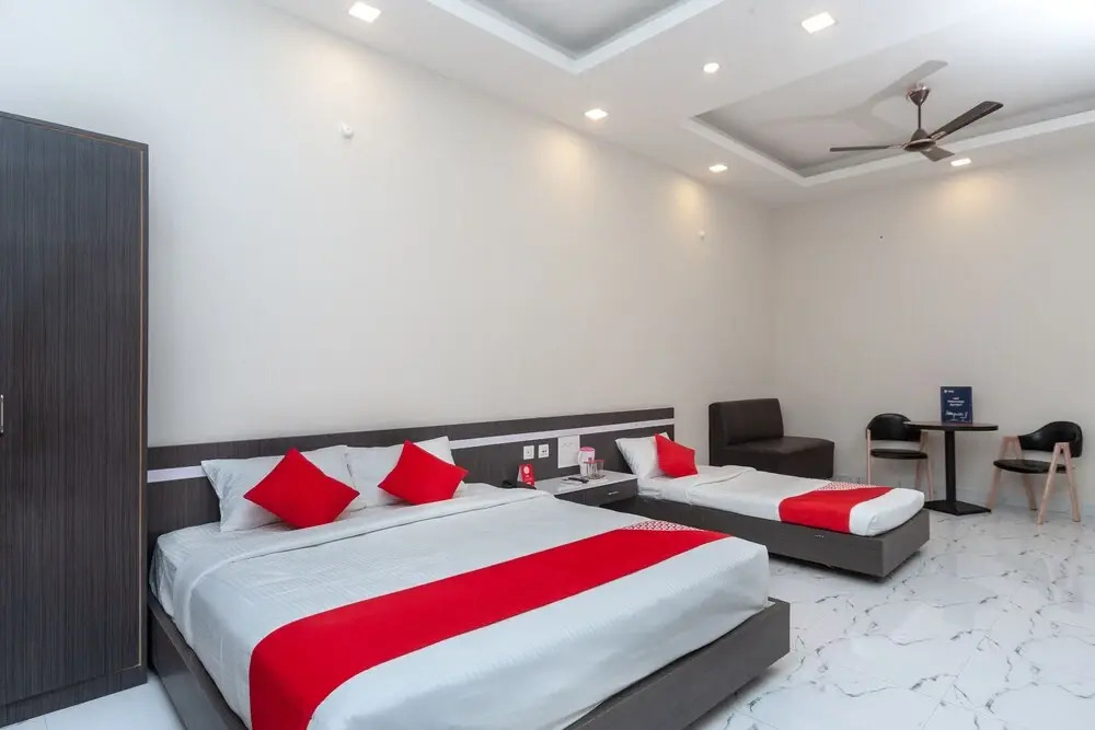 OYO 22300 Sri Ramachandra guest house