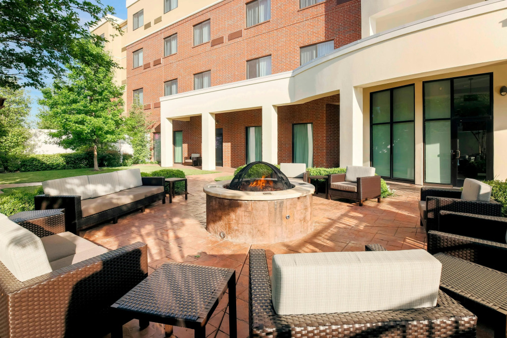 Residence Inn by Marriott Arlington South