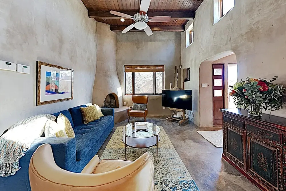 Ultra-chic Adobe Casita - Walk To Historic Plaza! 2 Bedroom Cottage