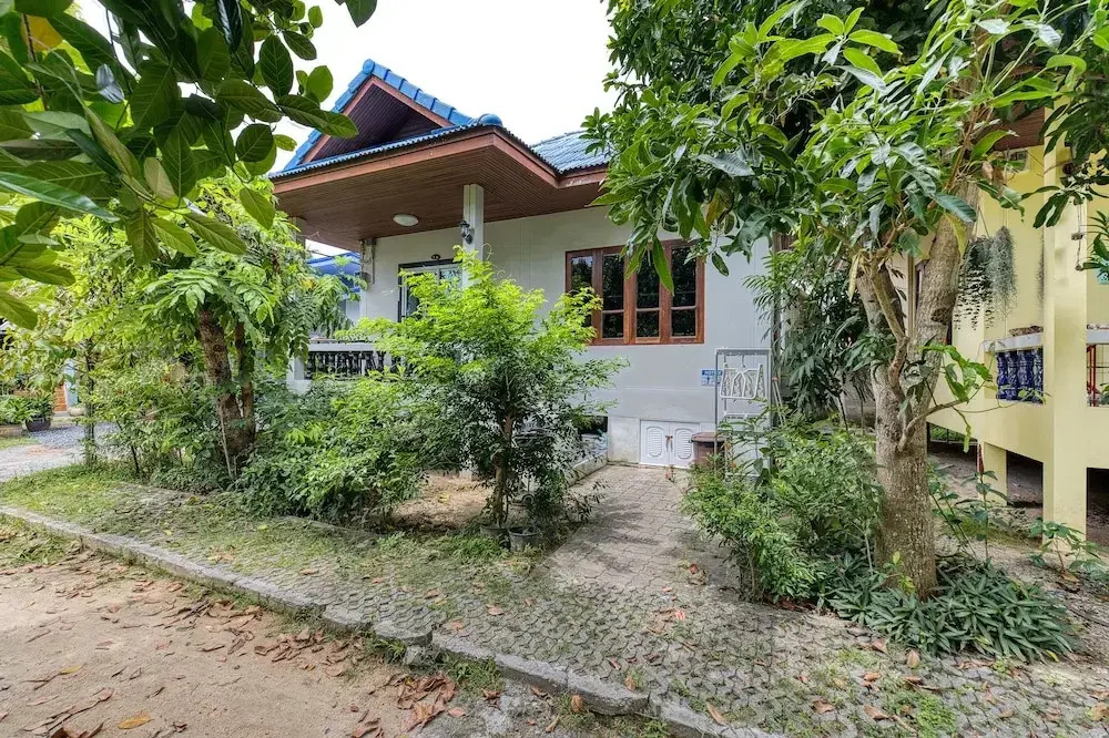 Maenam Bungalow