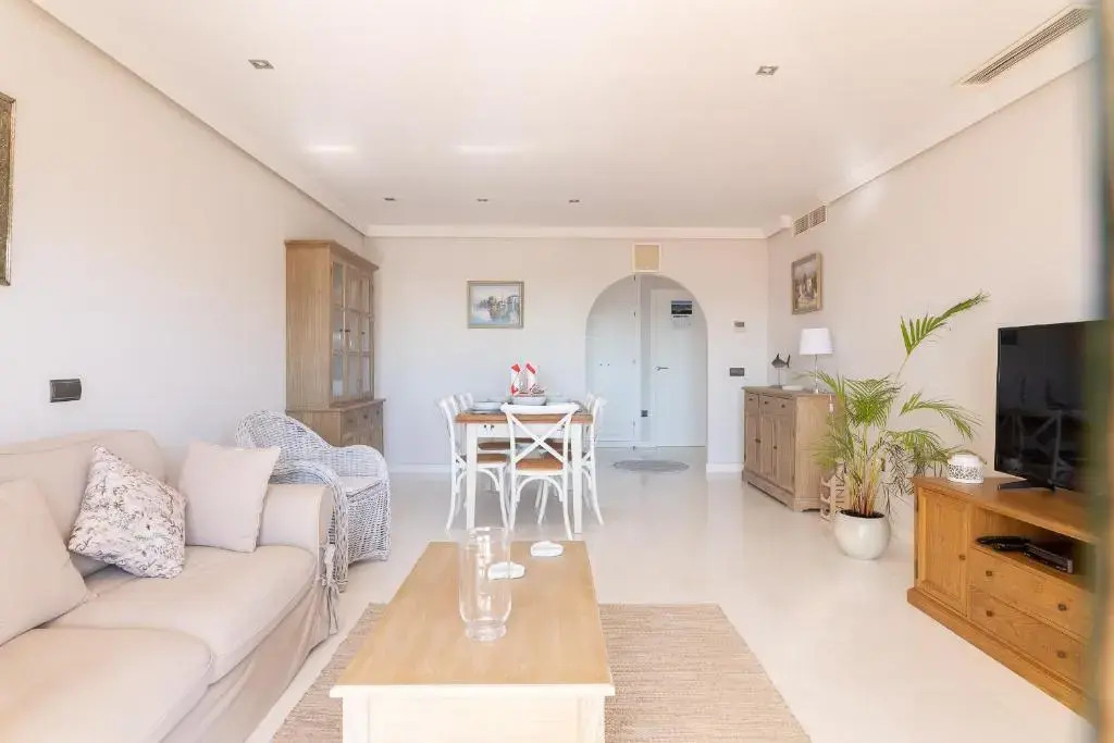 2193-Modern Apt with Terrace And Seaview