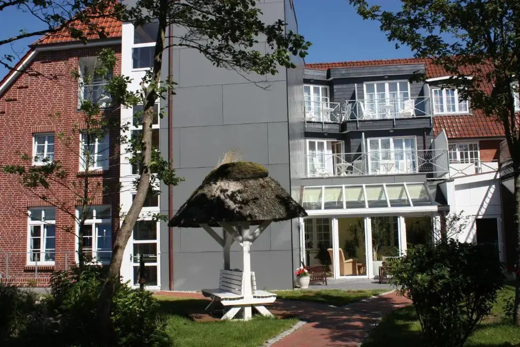 Hotel Neuwarft