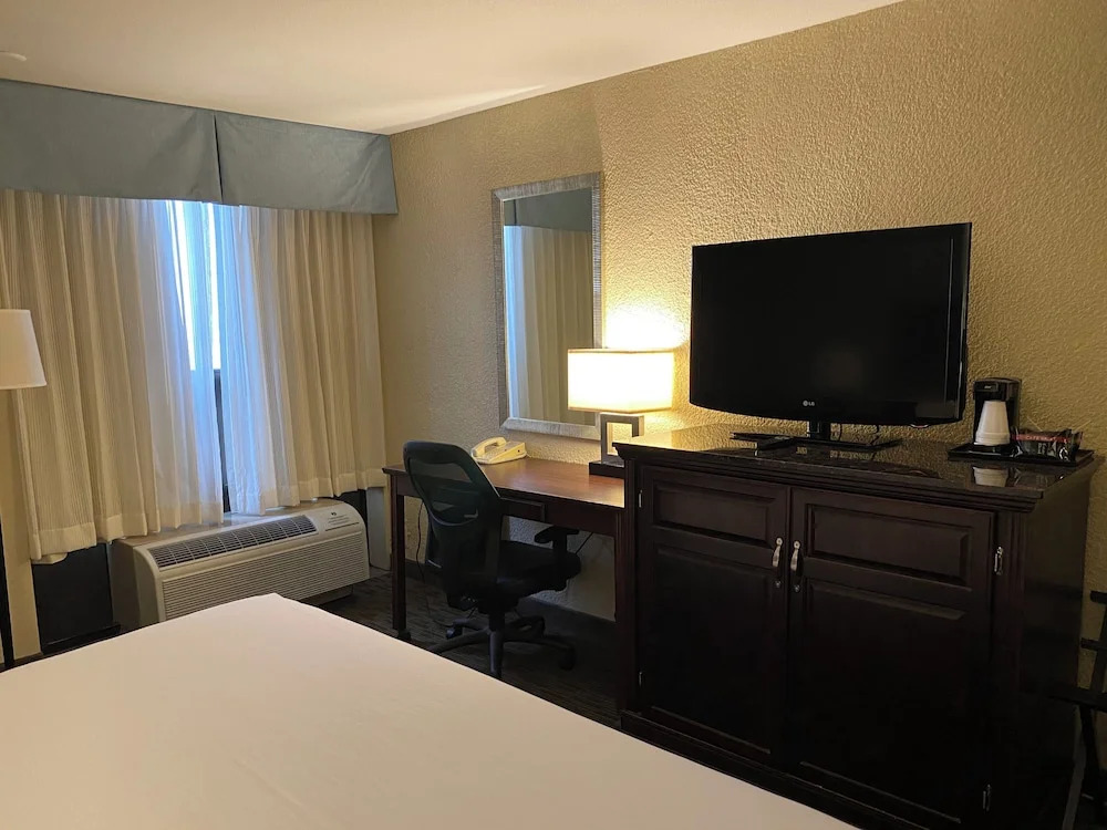 Hotel Indigo Detroit North - Troy by IHG