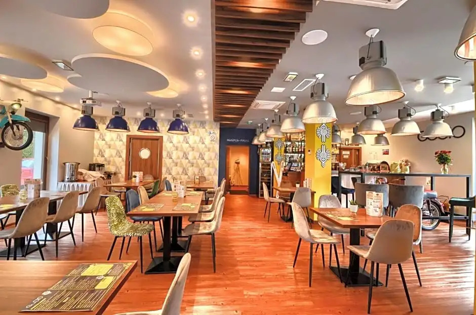 Gucio - pokoje z restauracją Szczyrk