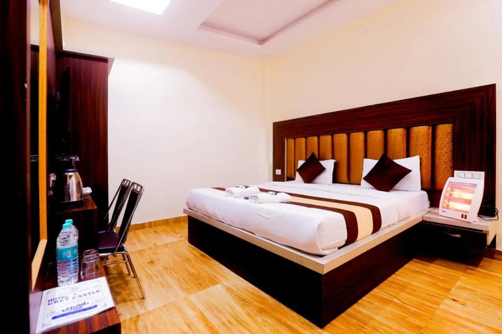 Hotel Grey Castle - Near Haridwar Railway Station