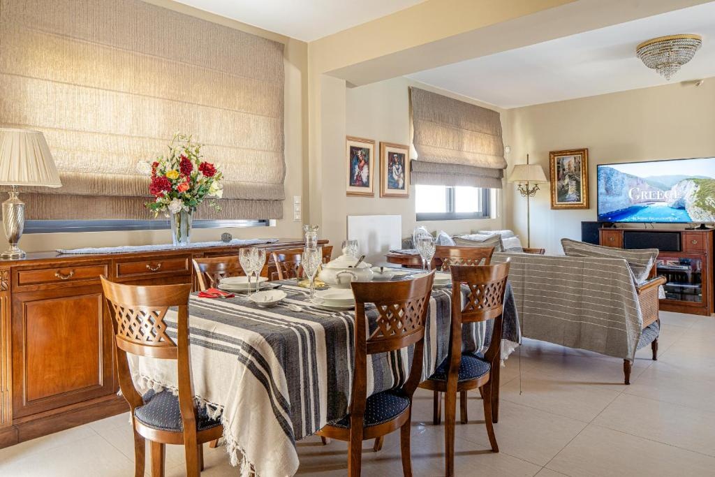 Villa The Palm, Beach & Airport closeby - POOL