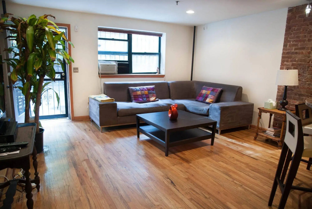 Luxury Suites Upper West Brownstone