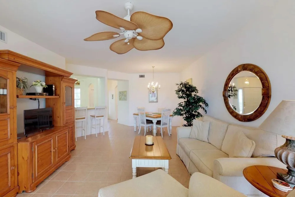 10127 Colonial Country Club Blvd #1607