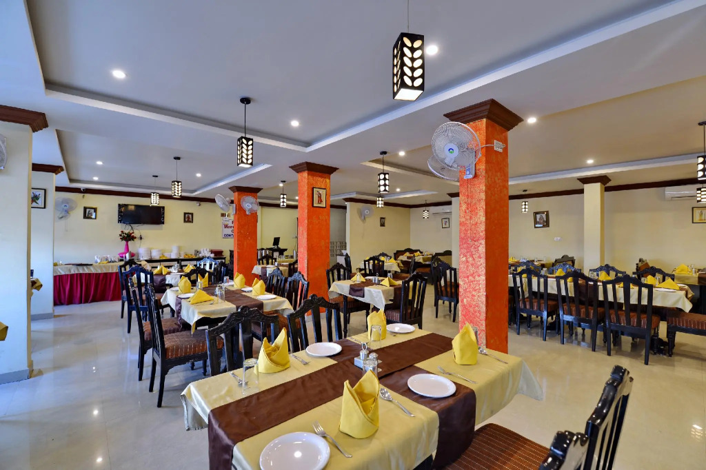 OYO 6541 Hotel Relax Inn