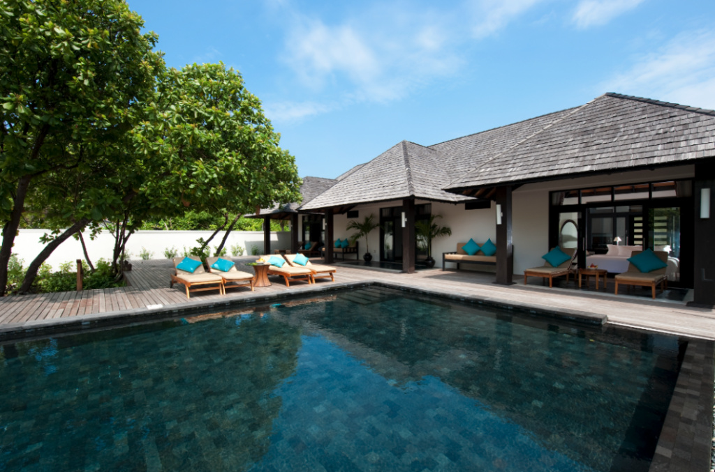 Sun Siyam Iru Fushi with Free Transfer