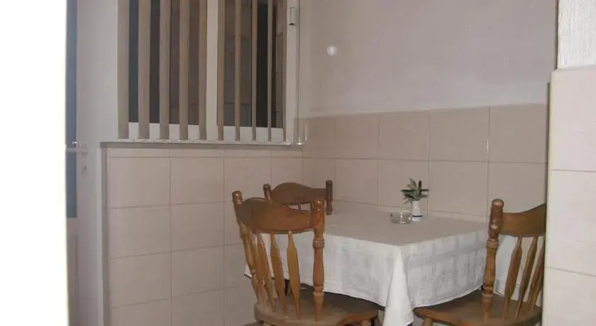 Country House Pansion