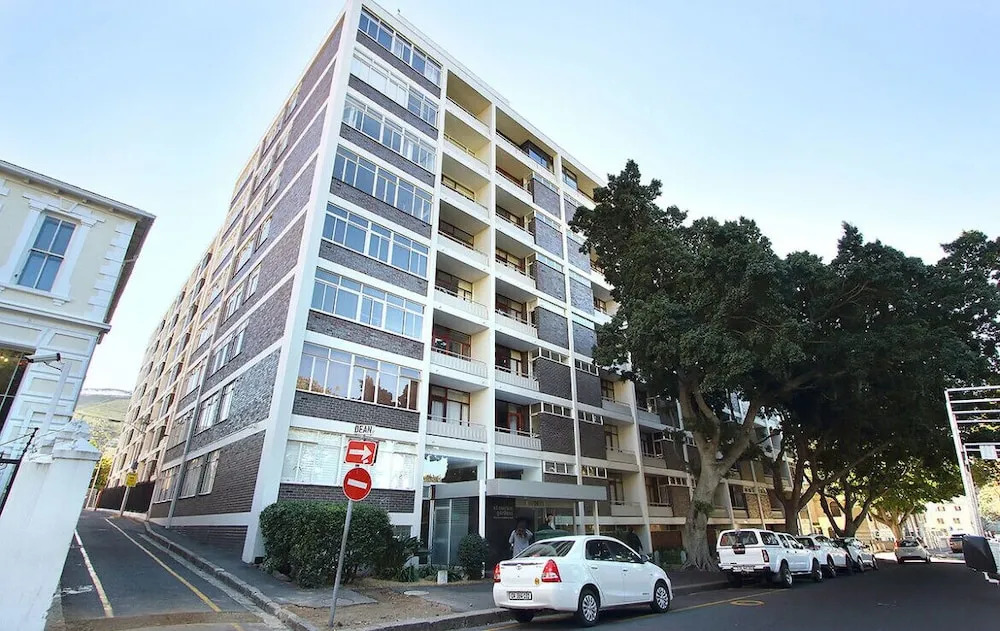 Stylish Cape Town CBD Apartment at St Martini