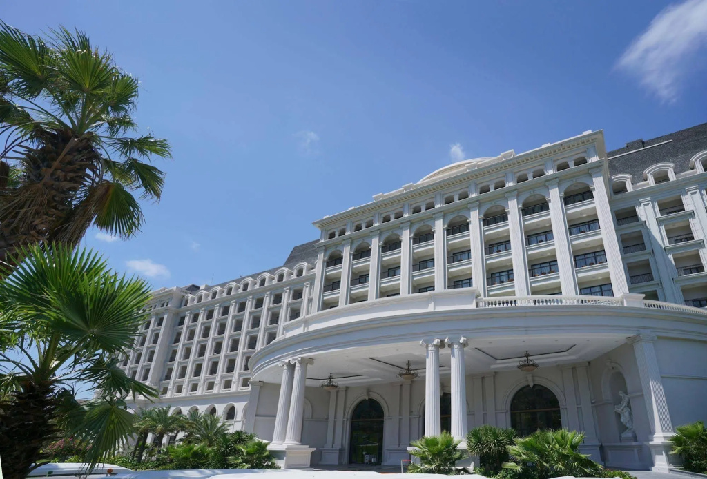 Vinpearl Golf Land Resort & Villas