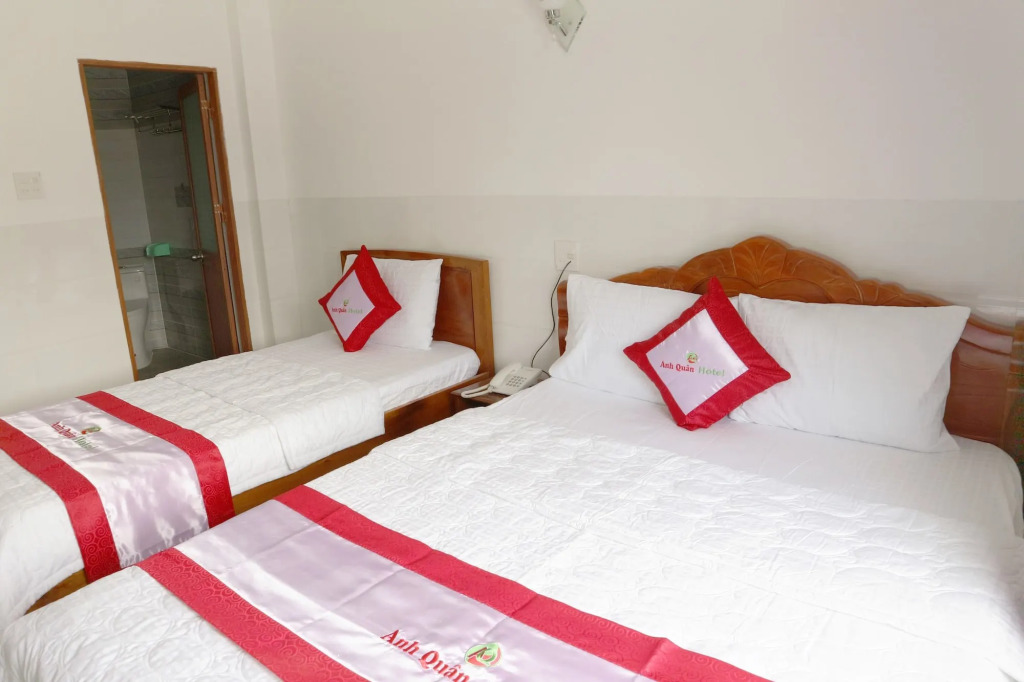 Anh Quân Hotel