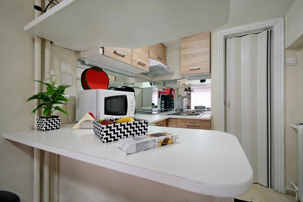 Wonderful Located in Center of Athens