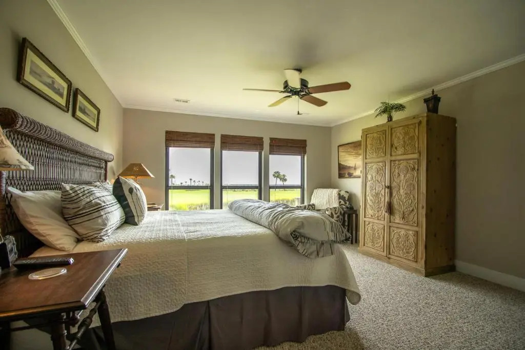 125 Ocean Point
