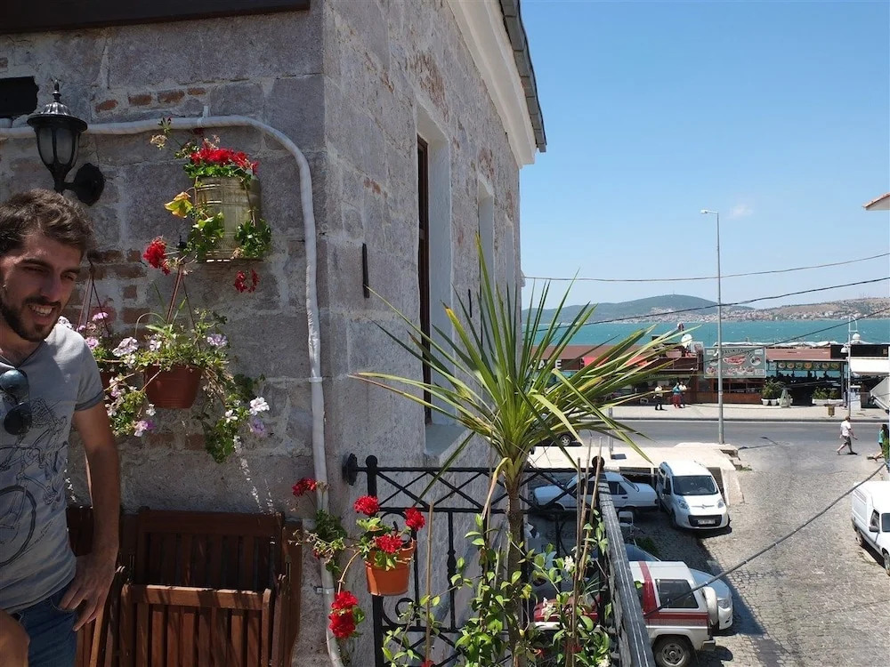 Marjolaine Hotel