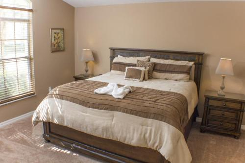 Mark's Sunrise Lakes Villa