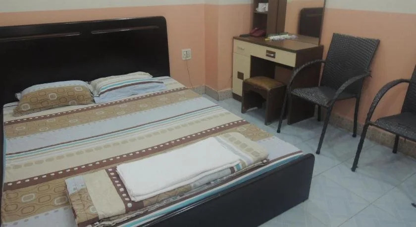 Tuyet Linh Hotel