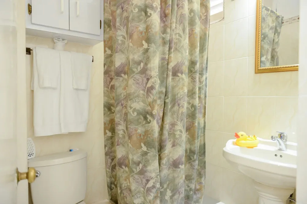 Private 2 Bedroom Beachfront Penthouse Condo Ocho Rios, Jamaica