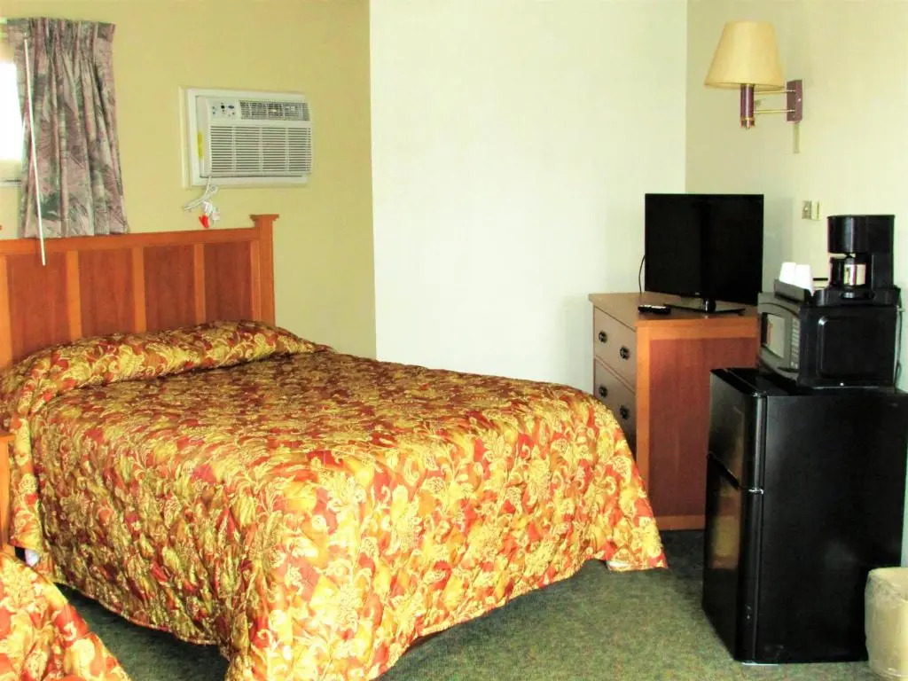 Euclid Motel