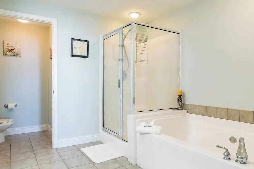 Beachview Condo at Legacy Tower 1 -405 - Fully Furnished 3 Bedroom 2 Bathroom