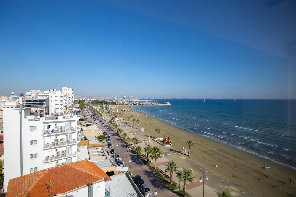 Laila's Seaview Penthouse Apartments