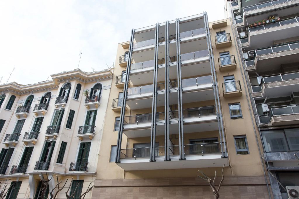 Polis Apartments