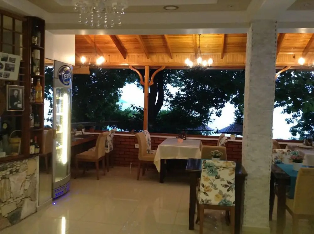 Hotel Mola