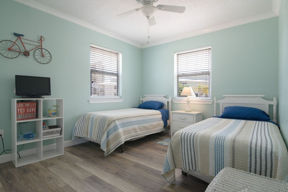 Lagoon View 3 Bedroom Home by Redawning