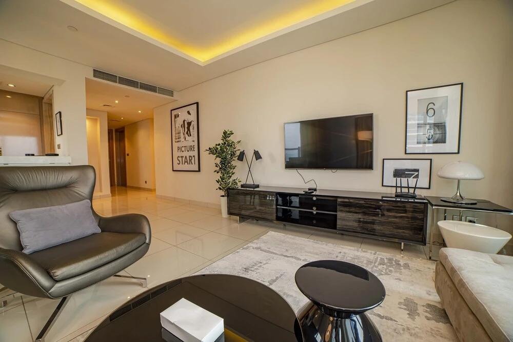 Luxury 2BR Apartment in Paramount Towers Business Bay