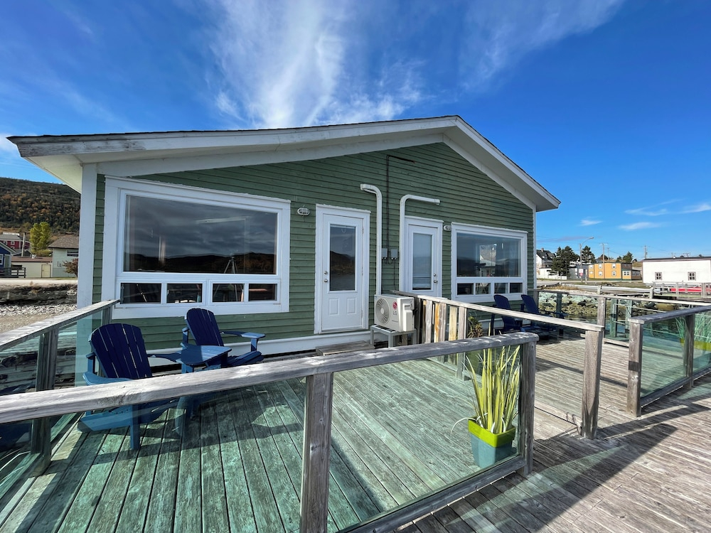 Seaside Suites