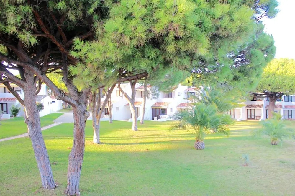 Apartment with 2 Bedrooms in Albufeira, with Shared Pool, Furnished Garden And Wifi - 800 M From the Beach