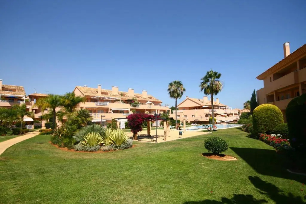 Ground Floor Apartment, Los Jardines de Santa Maria Elviria
