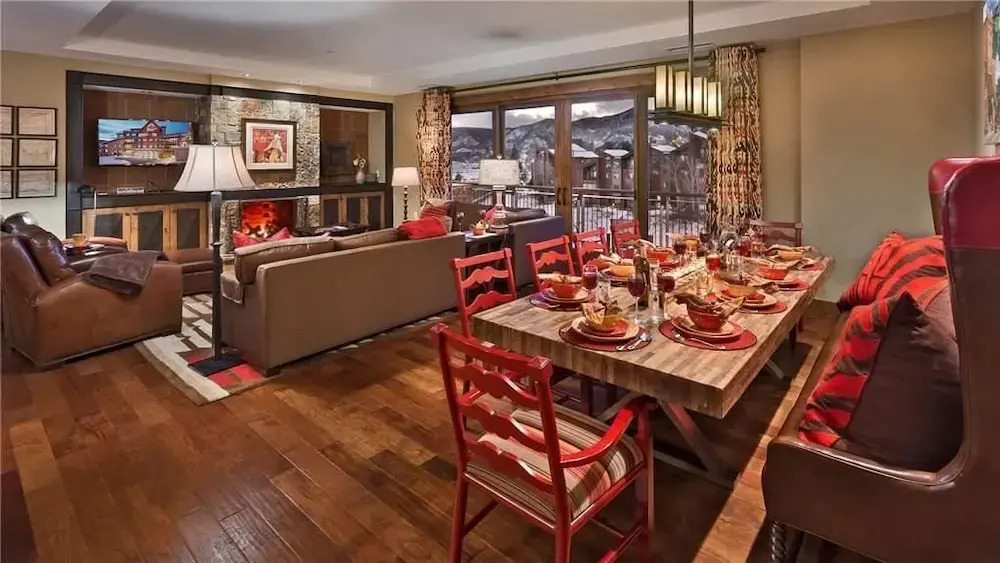 Emerald Mountain 702 4 BedroomCondo By Moving Mountains