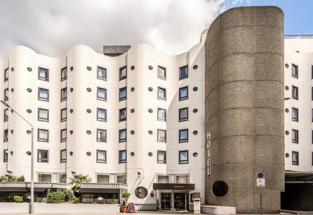 B&B HOTEL Orléans Centre Foch