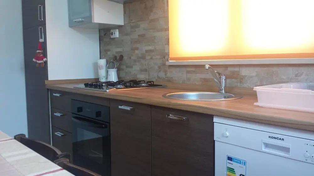 Apartment Mirijana Stinjan / One Bedroom A1