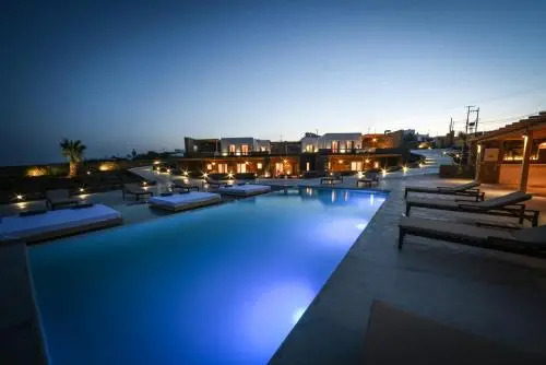 THA-LIA Myconian Suites and Studios