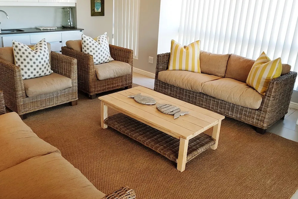 8 Aquila Covo Self catering