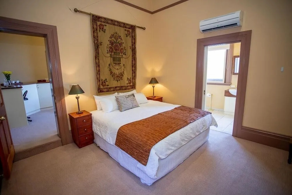 Clocktower Suites