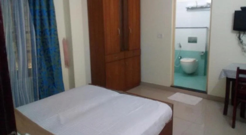 Sisir Palace Backwater Resort