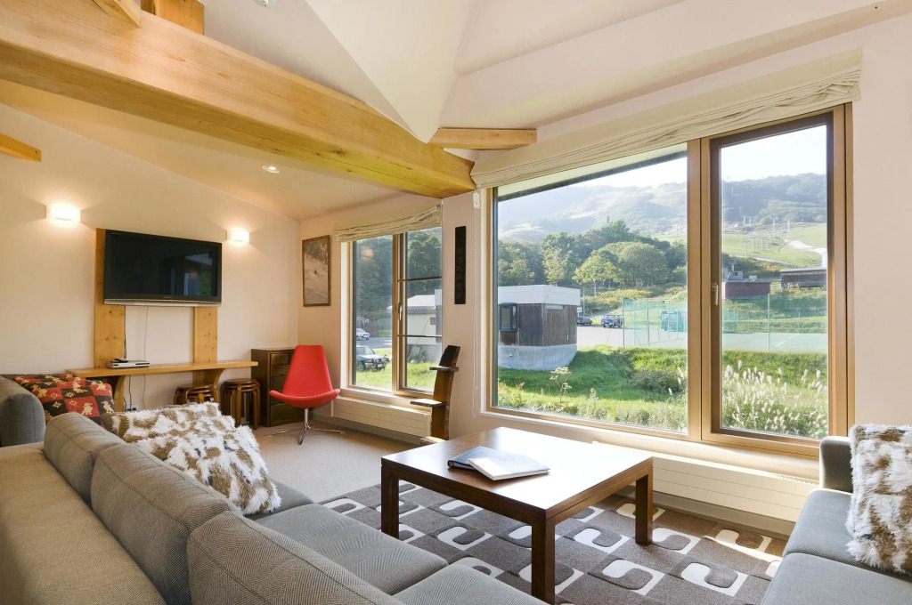 Gondola Chalet by H2 Life
