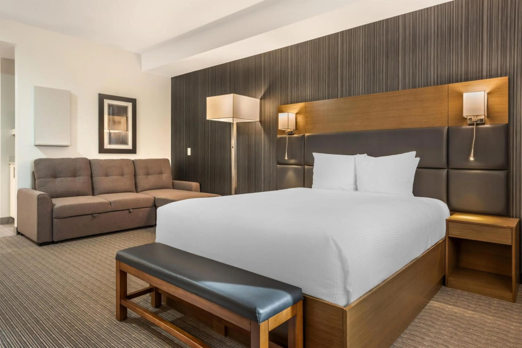 Executive Residency by Best Western Calgary City View North