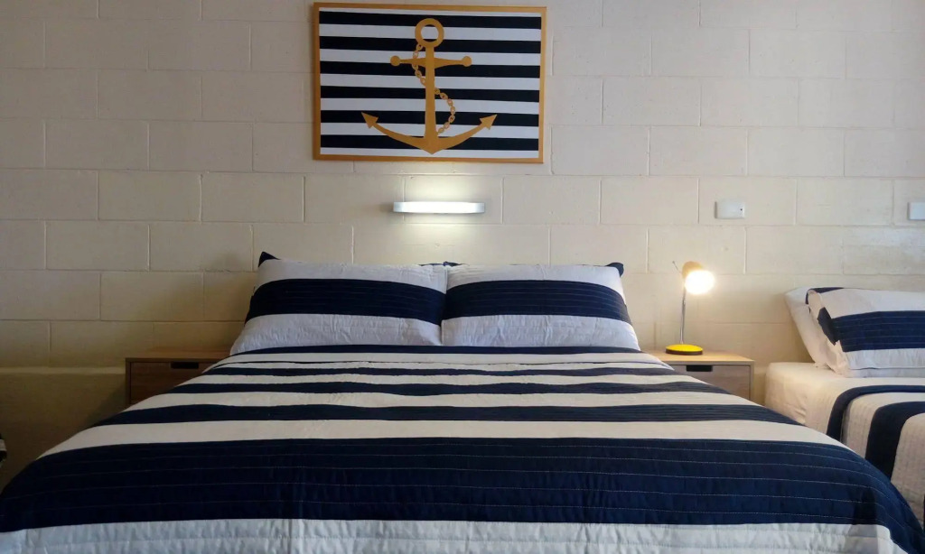Sail Inn Motel