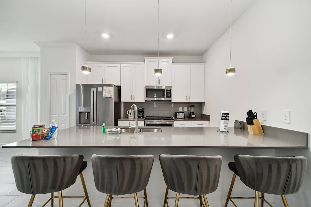 Storey Lake 5bd/4ba Private Pool Near Disney