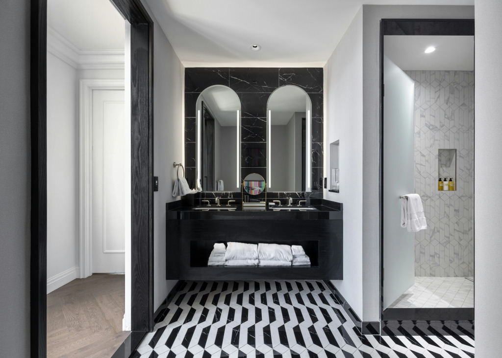 Daxton Hotel Birmingham, Curio Collection by Hilton