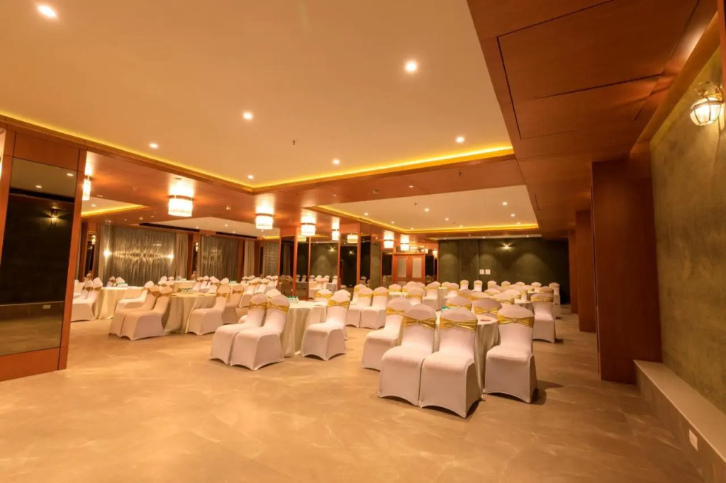 Lords Eco Inn Jamnagar - Apple Gate