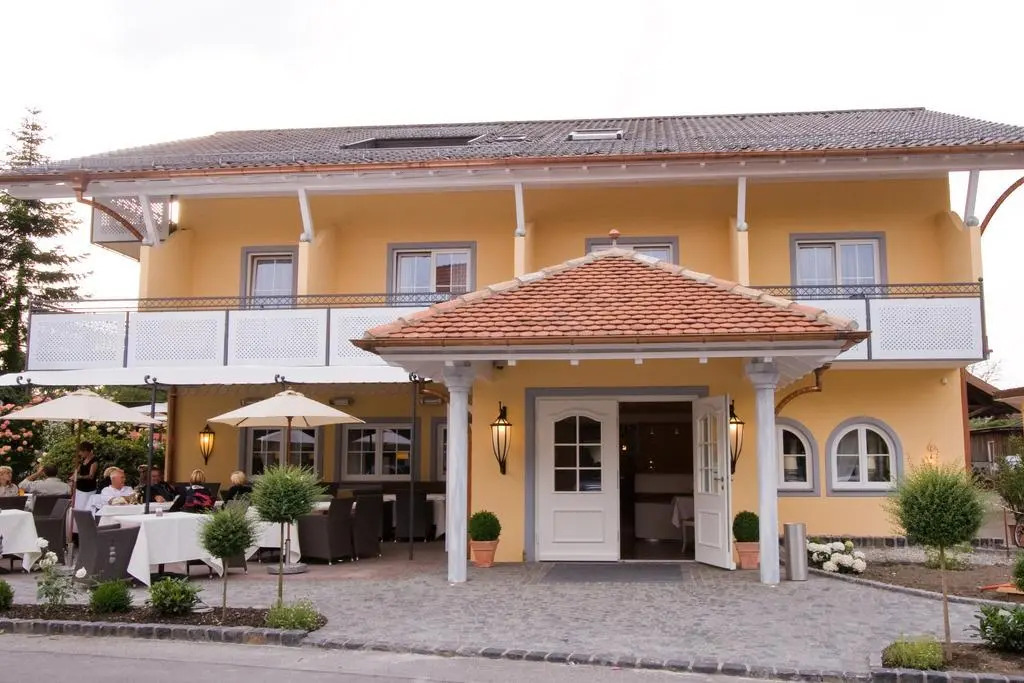 HIRSCH 1783 Hotel LANDHAUS