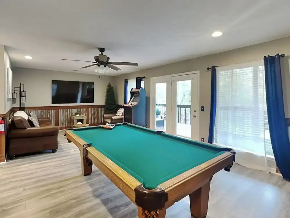 Hilltop Hideaway by Jackson Mountain Rentals